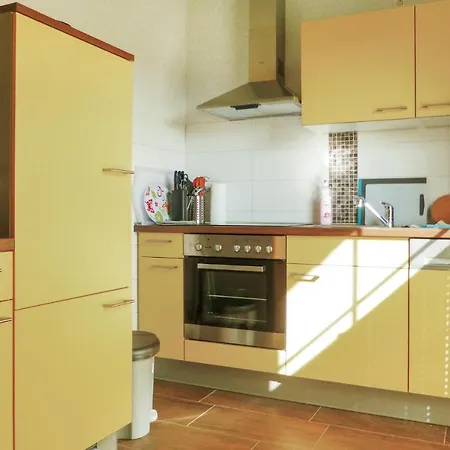 בית נופש Amazing In Aue-bad Schlema With Kitchen